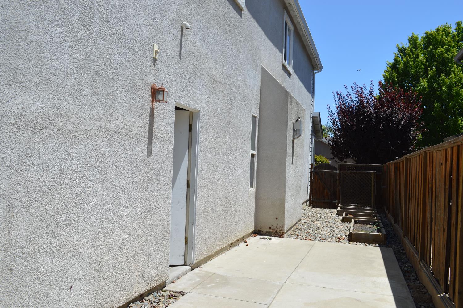 Turlock, California, 95382, United States, 3 Bedrooms Bedrooms, ,2 BathroomsBathrooms,Residential,For Sale,1992840