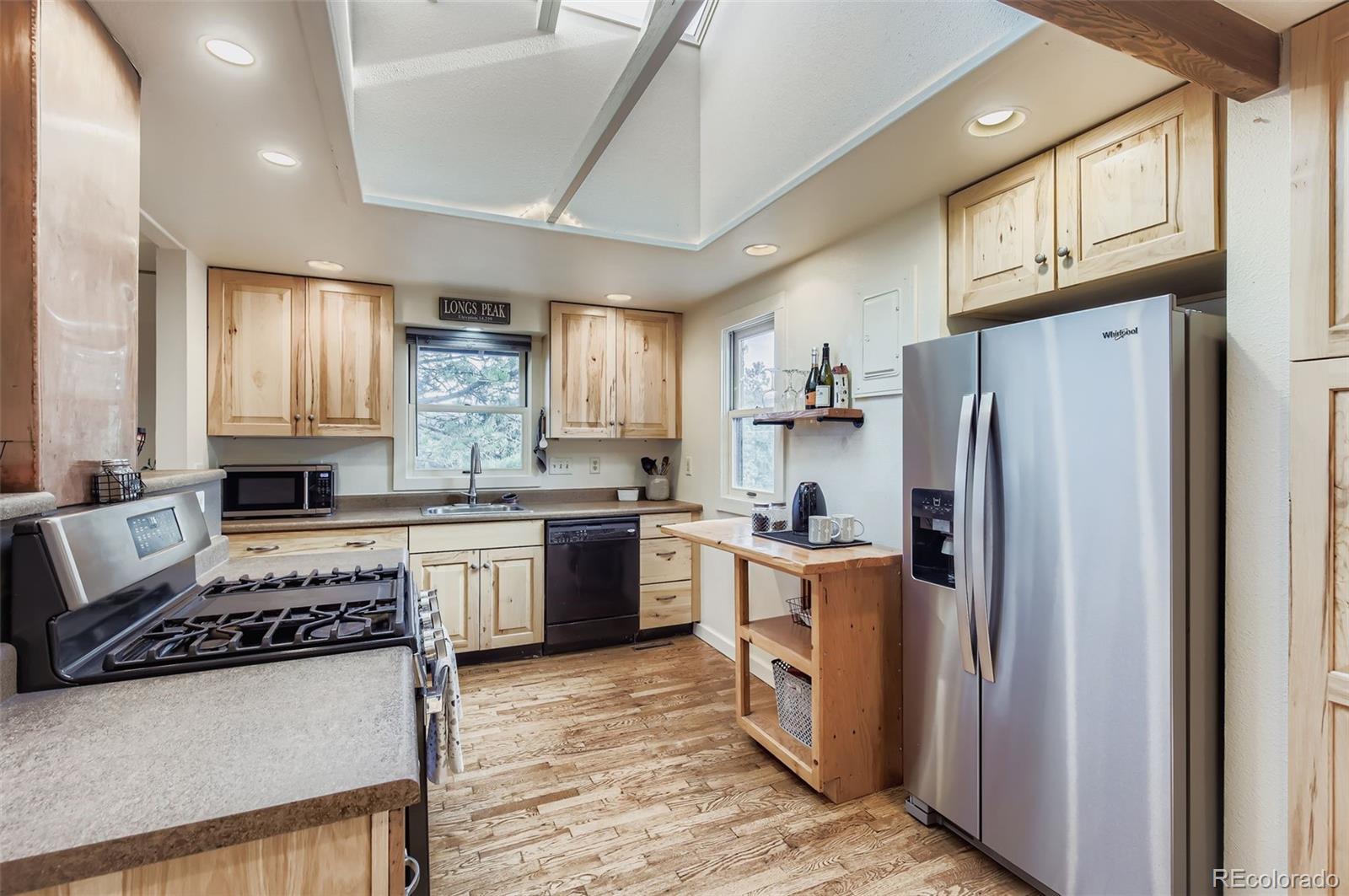 Estes Park, Colorado, 80517, United States, 3 Bedrooms Bedrooms, ,1 BathroomBathrooms,Residential,For Sale,1998077