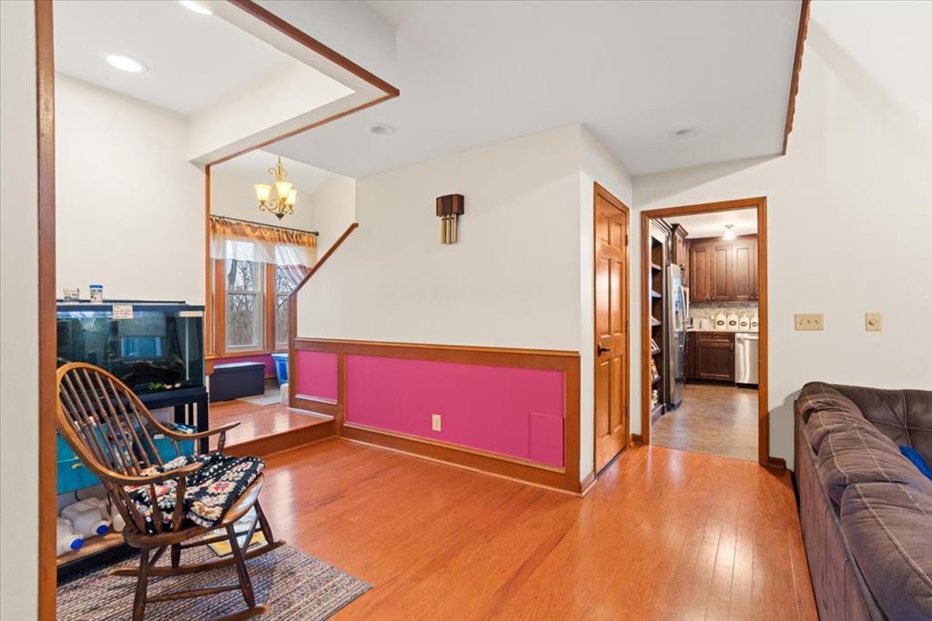 Cohutta, Georgia, 30710, United States, 3 Bedrooms Bedrooms, ,4 BathroomsBathrooms,Residential,For Sale,1998890