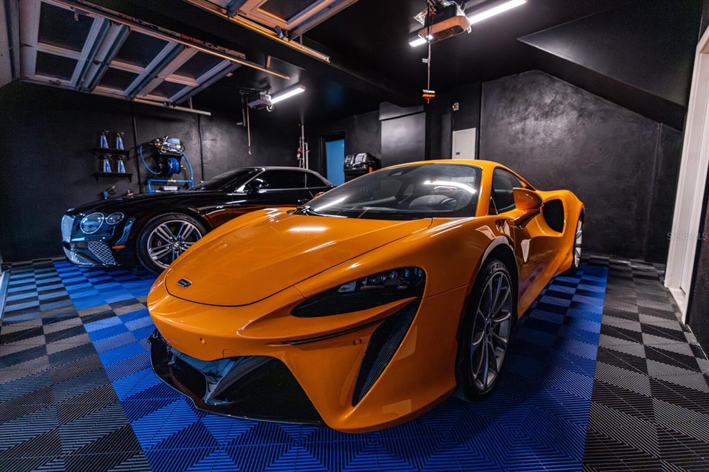 Indian Rocks Beach, Florida, 33785, United States, 8 Bedrooms Bedrooms, ,11 BathroomsBathrooms,Residential,For Sale,1997282