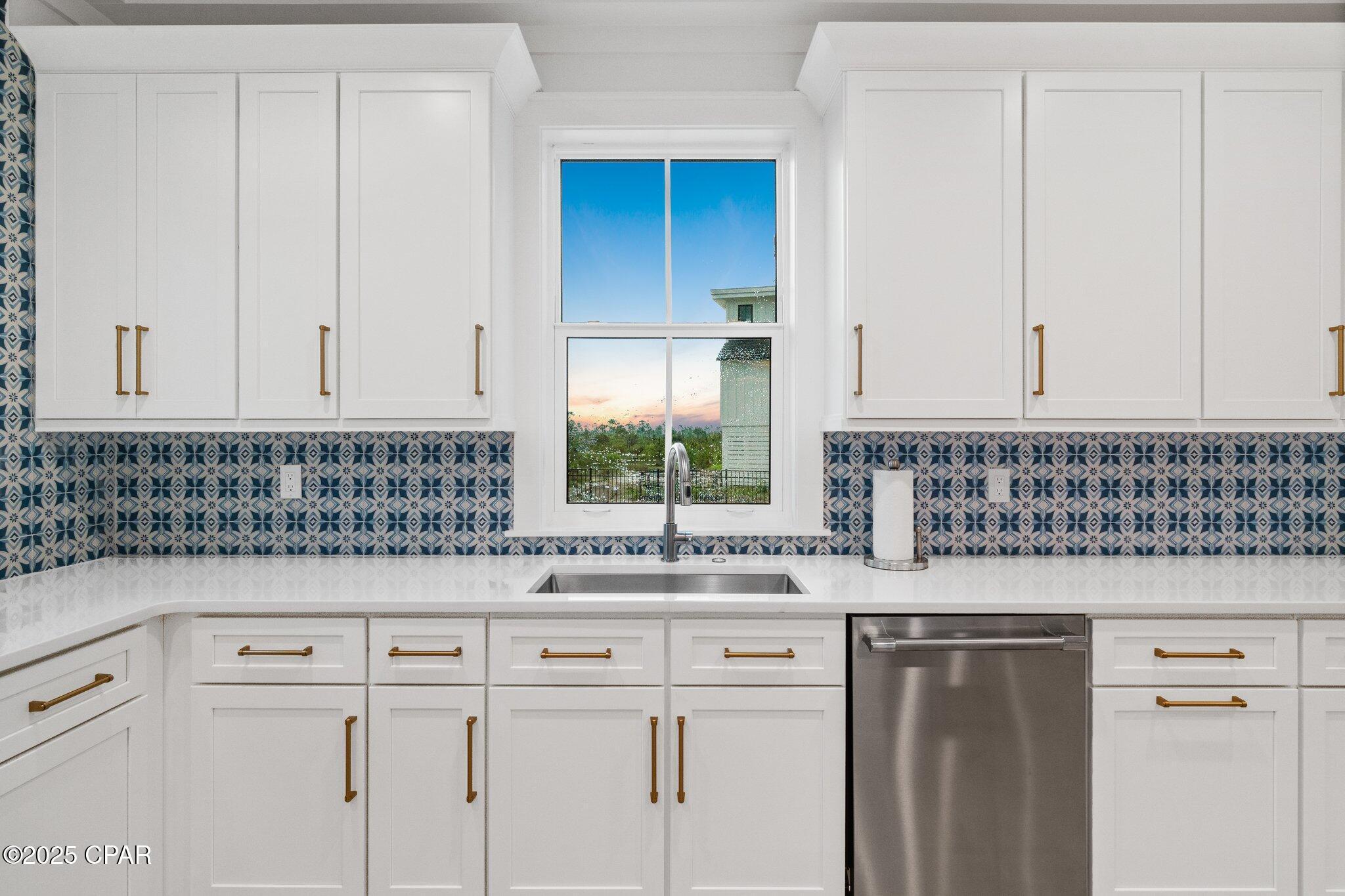 Mexico Beach, Florida, 32456, United States, 5 Bedrooms Bedrooms, ,5 BathroomsBathrooms,Residential,For Sale,1981847