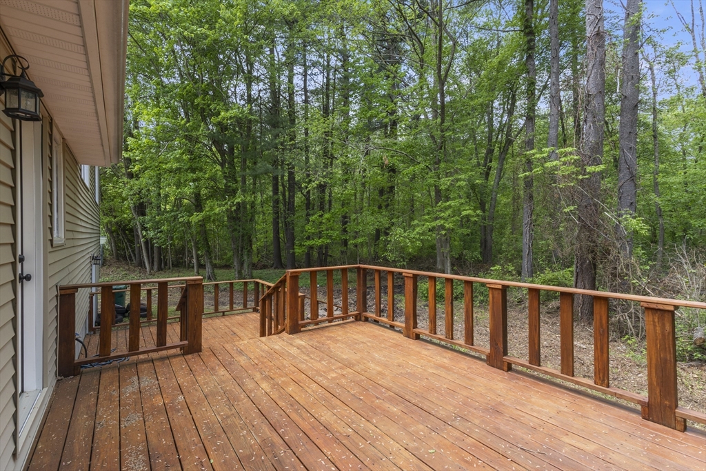 Mansfield, Massachusetts, 02048, United States, 4 Bedrooms Bedrooms, ,2 BathroomsBathrooms,Residential,For Sale,1942588