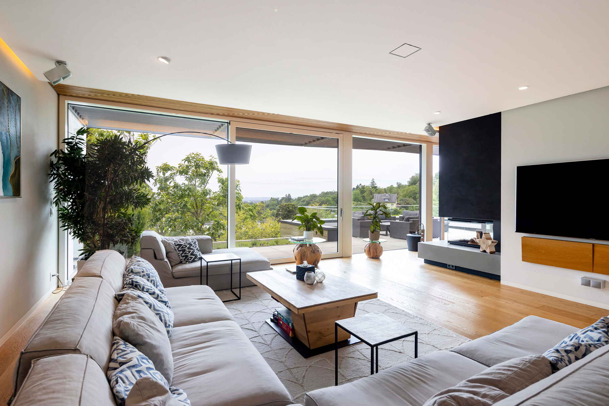  Architecture, Light, and Panoramic Views – A Modern Villa in a Prime Location - 物件實景