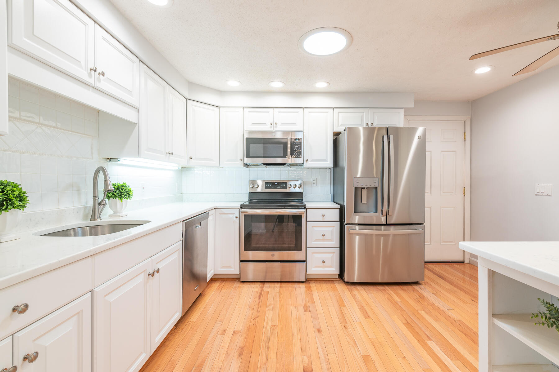  12 Quail Hollow Circle - 物件實景