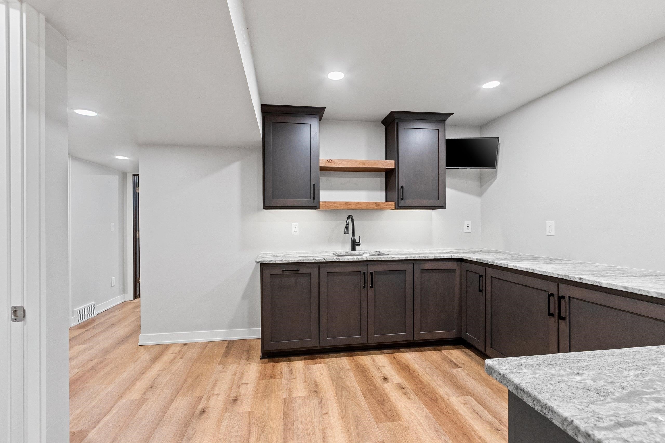 DE PERE, Wisconsin, 54115, United States, 4 Bedrooms Bedrooms, ,4 BathroomsBathrooms,Residential,For Sale,1982498