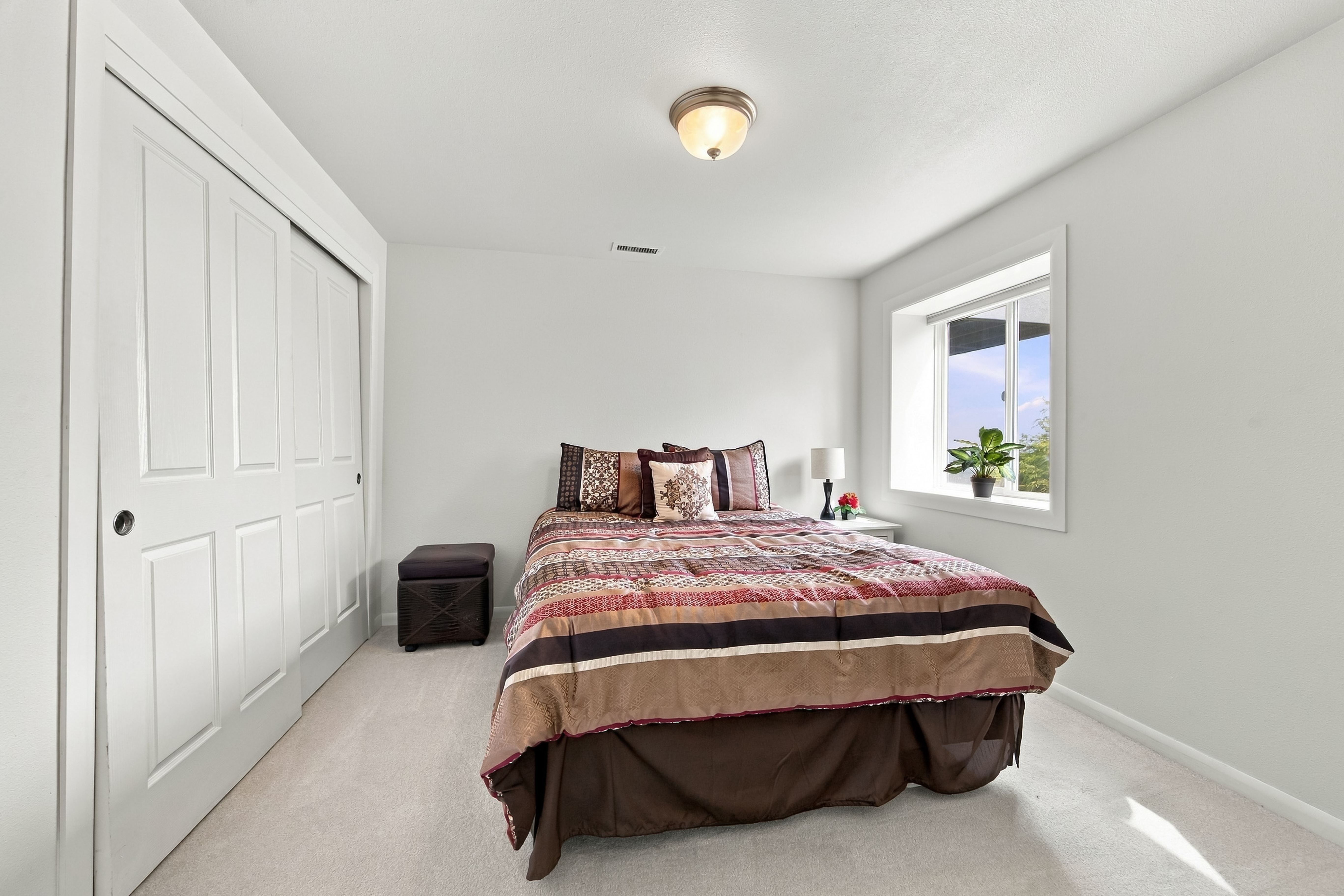  Welcome to 2716 S Irving Street - 物件實景