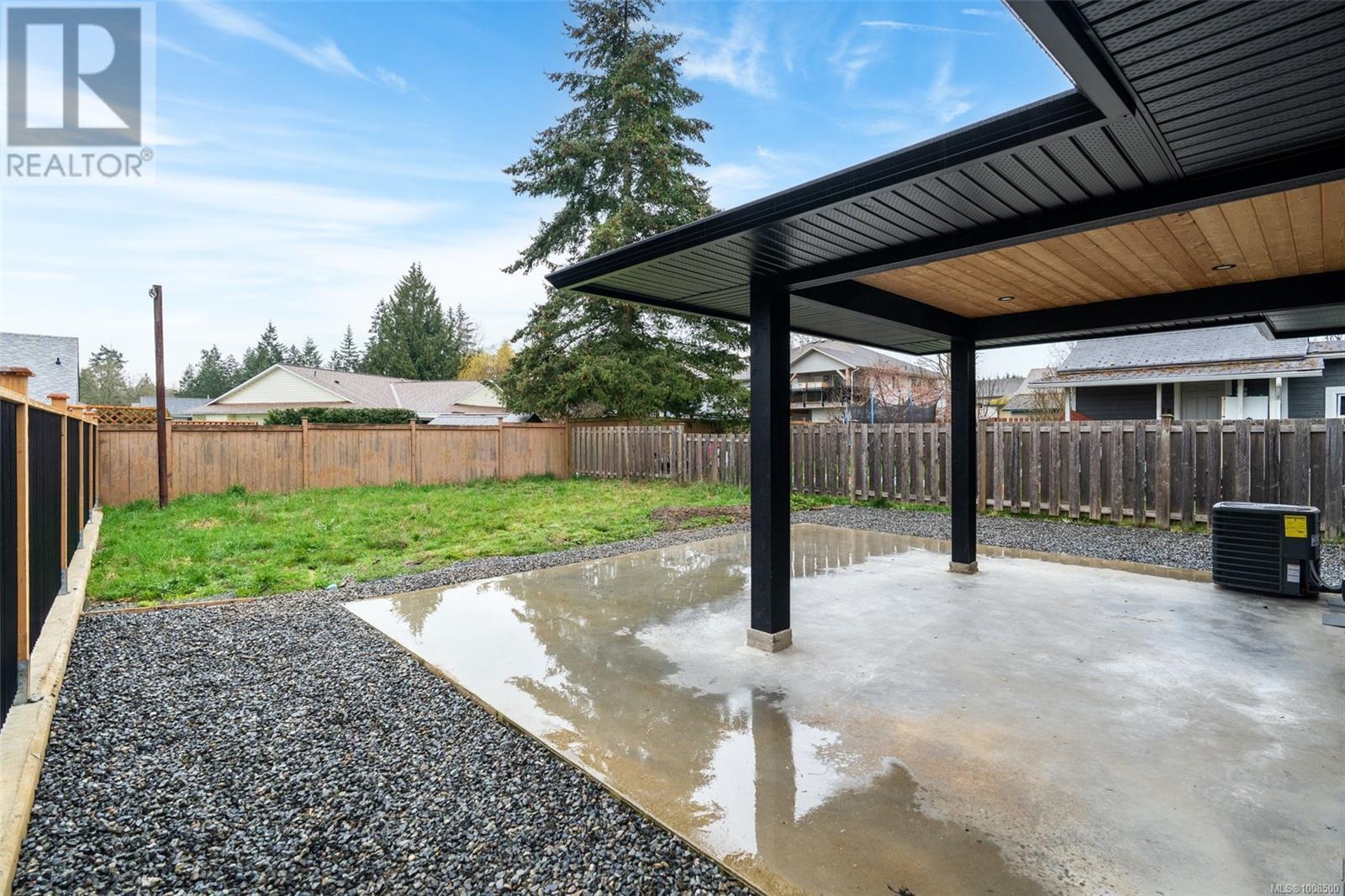 DUNCAN, British Columbia, V9L 4B4, CA, 4 Bedrooms Bedrooms, ,4 BathroomsBathrooms,Residential,For Sale,1910827