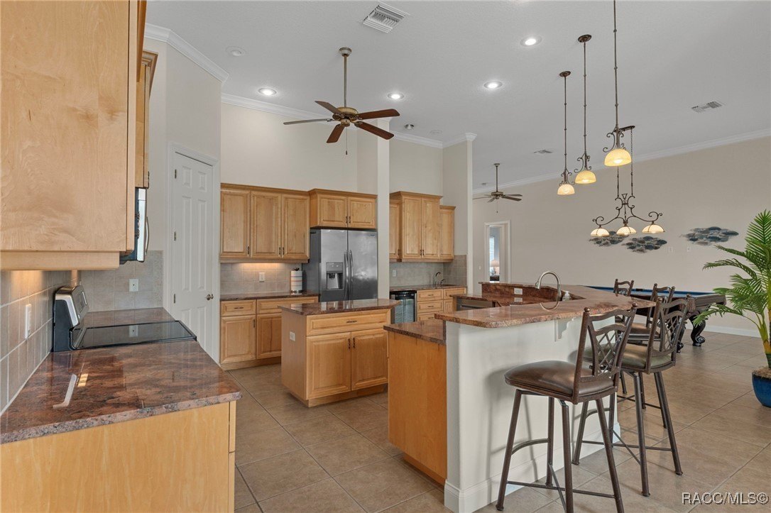 Crystal River, Florida, 34428, United States, 3 Bedrooms Bedrooms, ,3 BathroomsBathrooms,Residential,For Sale,1980495