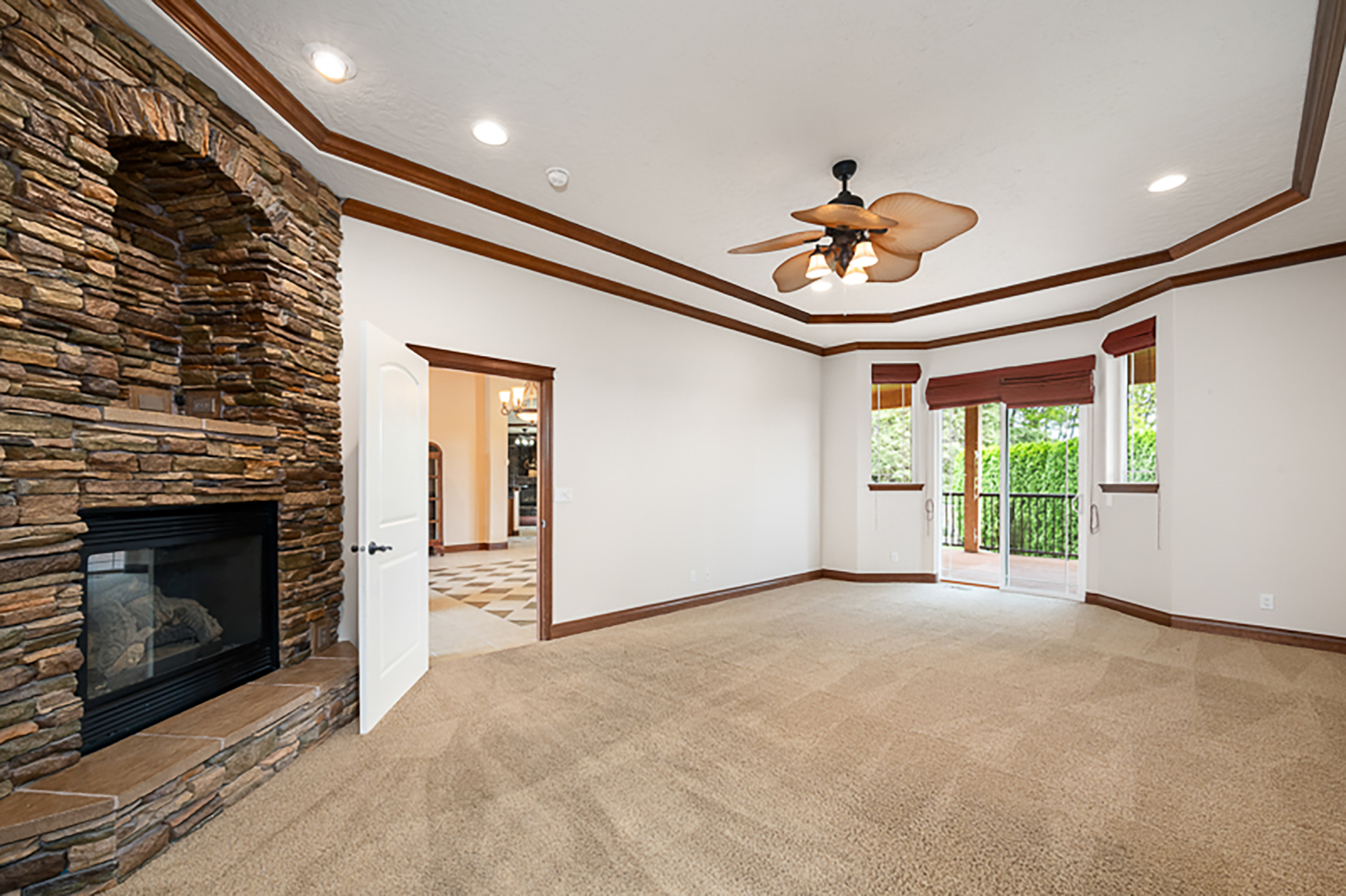  Canyon Lakes Highly Upgraded 1 Story Home - 物件實景
