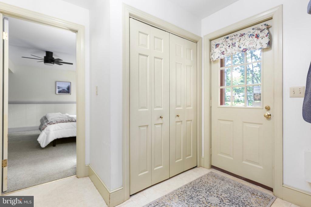 Fredericksburg, Virginia, 22407, United States, 4 Bedrooms Bedrooms, ,4 BathroomsBathrooms,Residential,For Sale,1849962