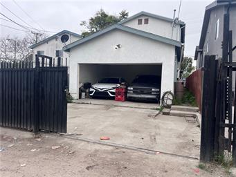 Los Angeles, California, 90061, United States, 4 Bedrooms Bedrooms, ,3 BathroomsBathrooms,Residential,For Sale,1944848