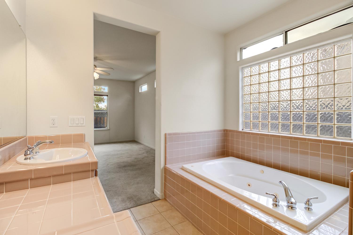 Ione, California, 95640, United States, 3 Bedrooms Bedrooms, ,2 BathroomsBathrooms,Residential,For Sale,1997452