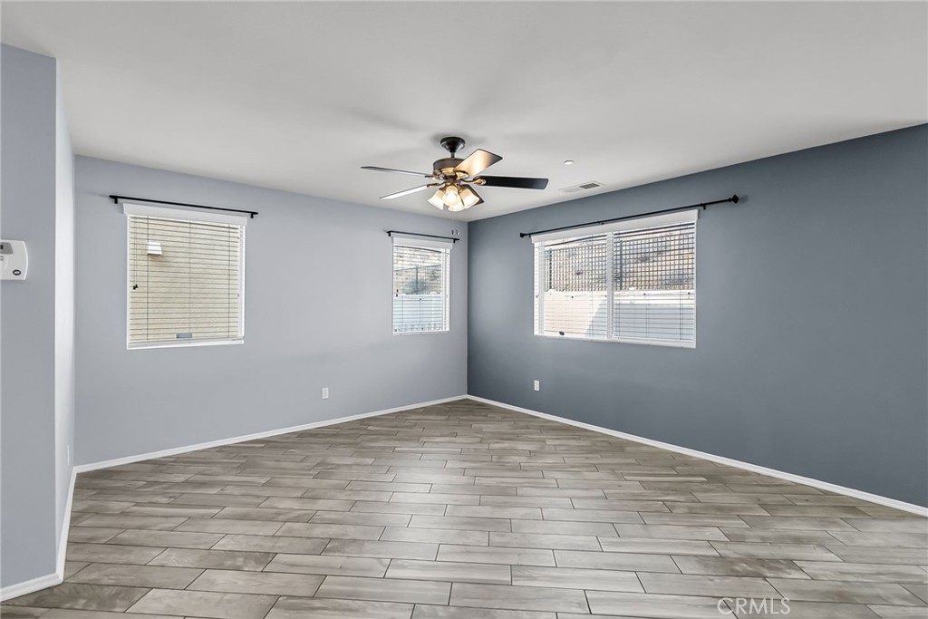 Lake Elsinore, California, 92532, United States, 4 Bedrooms Bedrooms, ,3 BathroomsBathrooms,Residential,For Sale,1955180