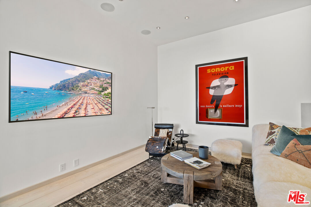 Malibu, California, 90265, United States, 3 Bedrooms Bedrooms, ,4 BathroomsBathrooms,Residential,For Sale,1746173