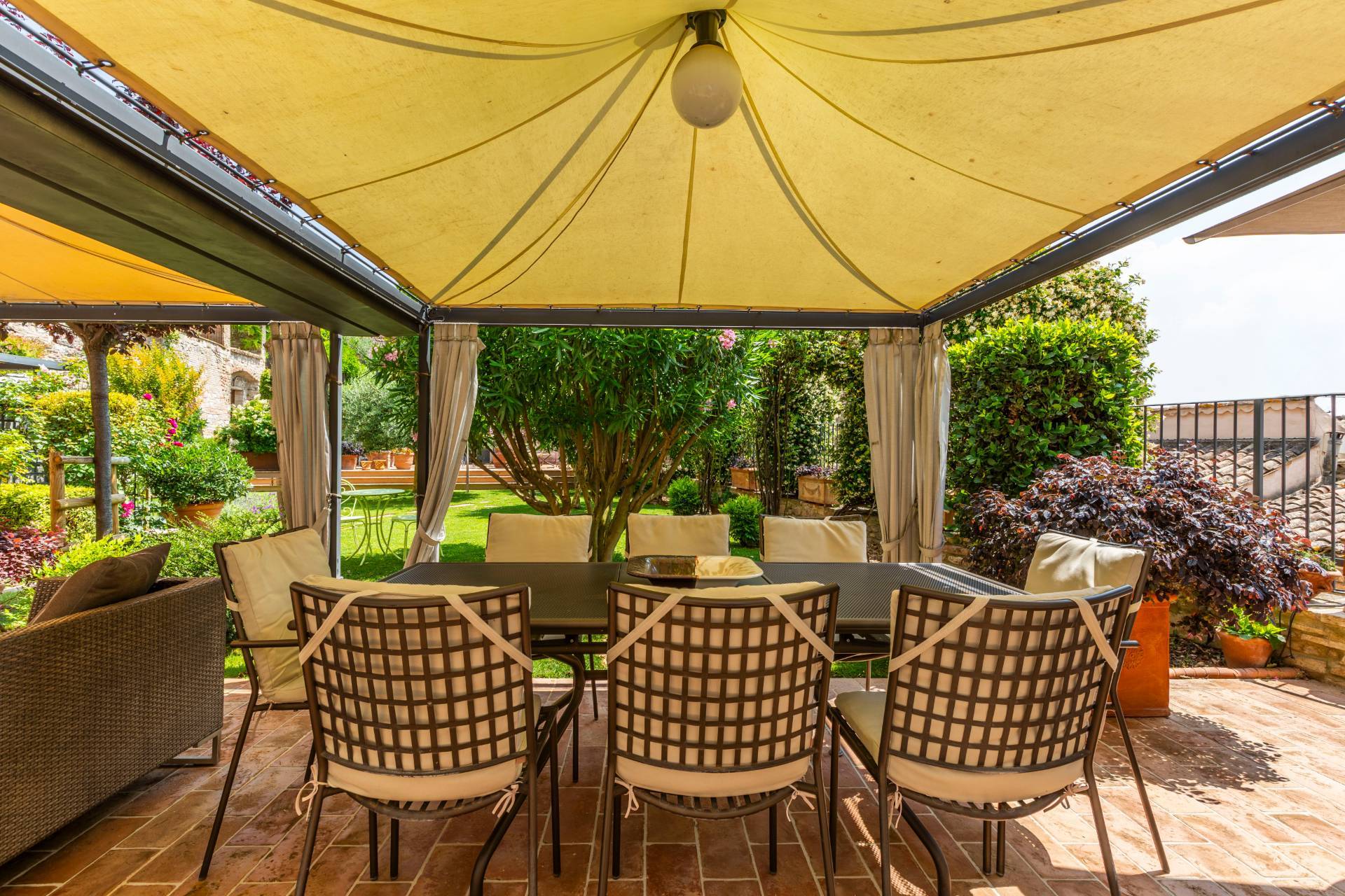 Spello, Perugia, 06038, IT, 3 Bedrooms Bedrooms, ,3 BathroomsBathrooms,Residential,For Sale,1876089