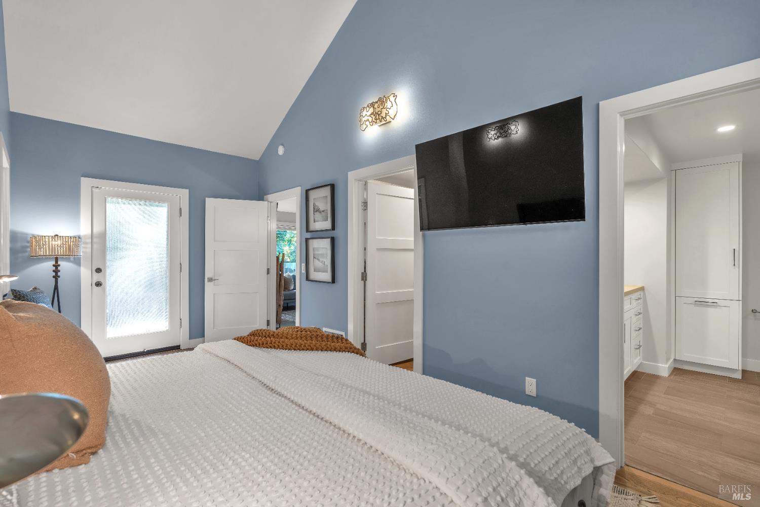 Mill Valley, California, 94941, United States, 4 Bedrooms Bedrooms, ,4 BathroomsBathrooms,Residential,For Sale,1793282
