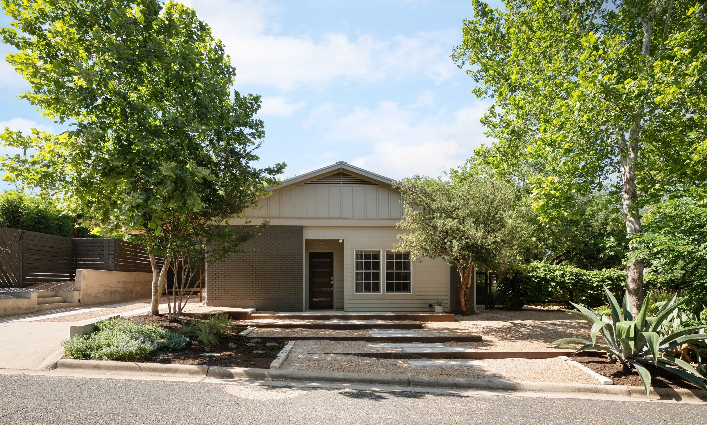  Travis Heights Retreat with Secluded Outdoor Living - 物件實景