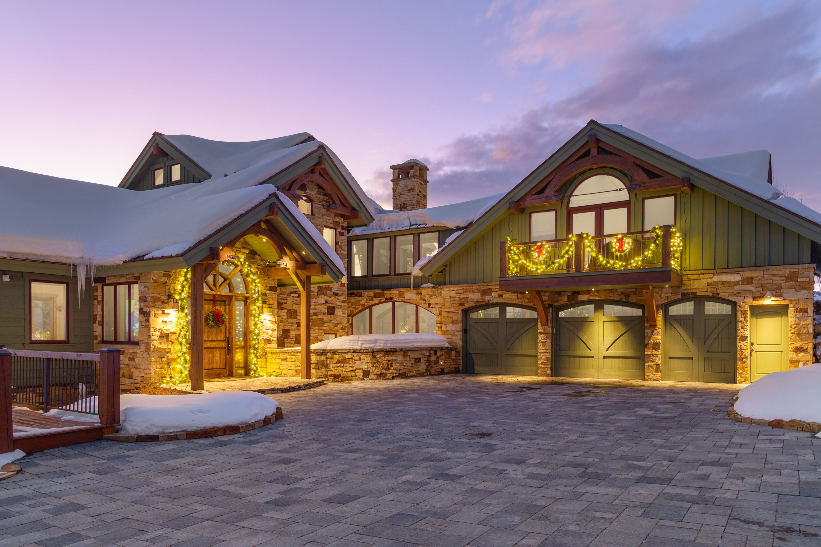 Crested Butte, Colorado, 81224, United States, 4 Bedrooms Bedrooms, ,5 BathroomsBathrooms,Residential,For Sale,1746865