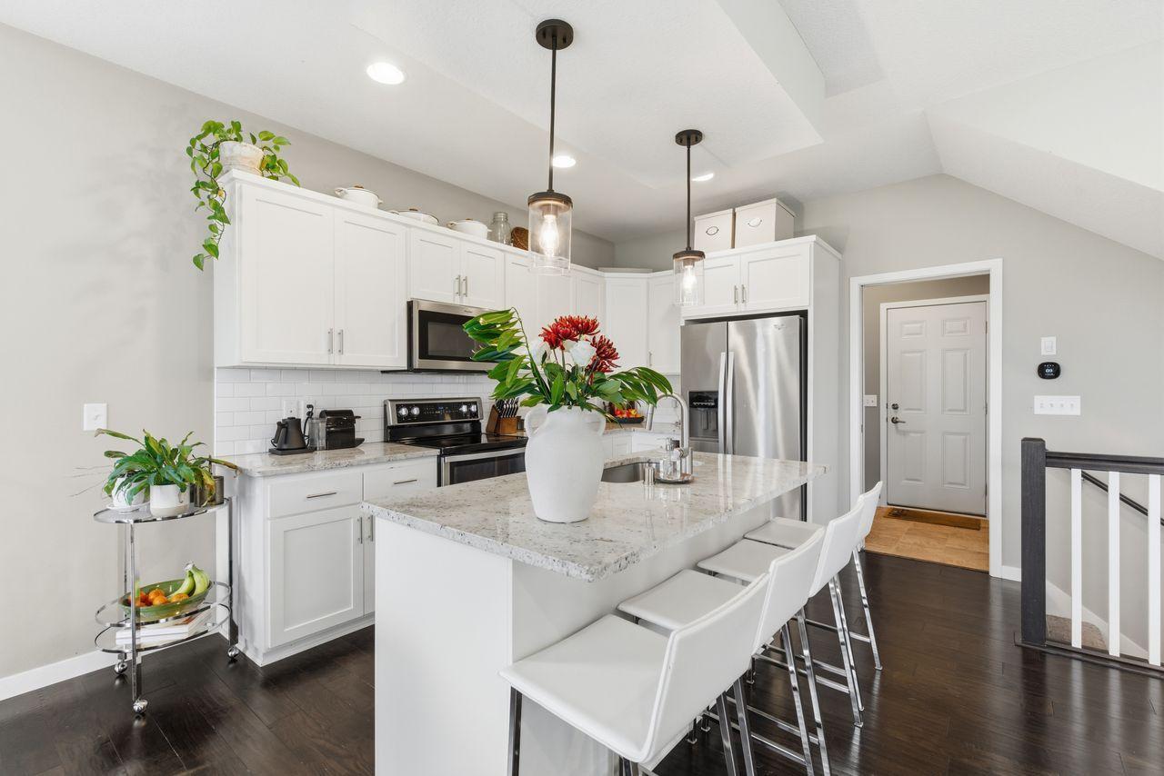 Maple Grove, Minnesota, 55369, United States, 3 Bedrooms Bedrooms, ,3 BathroomsBathrooms,Residential,For Sale,1970604