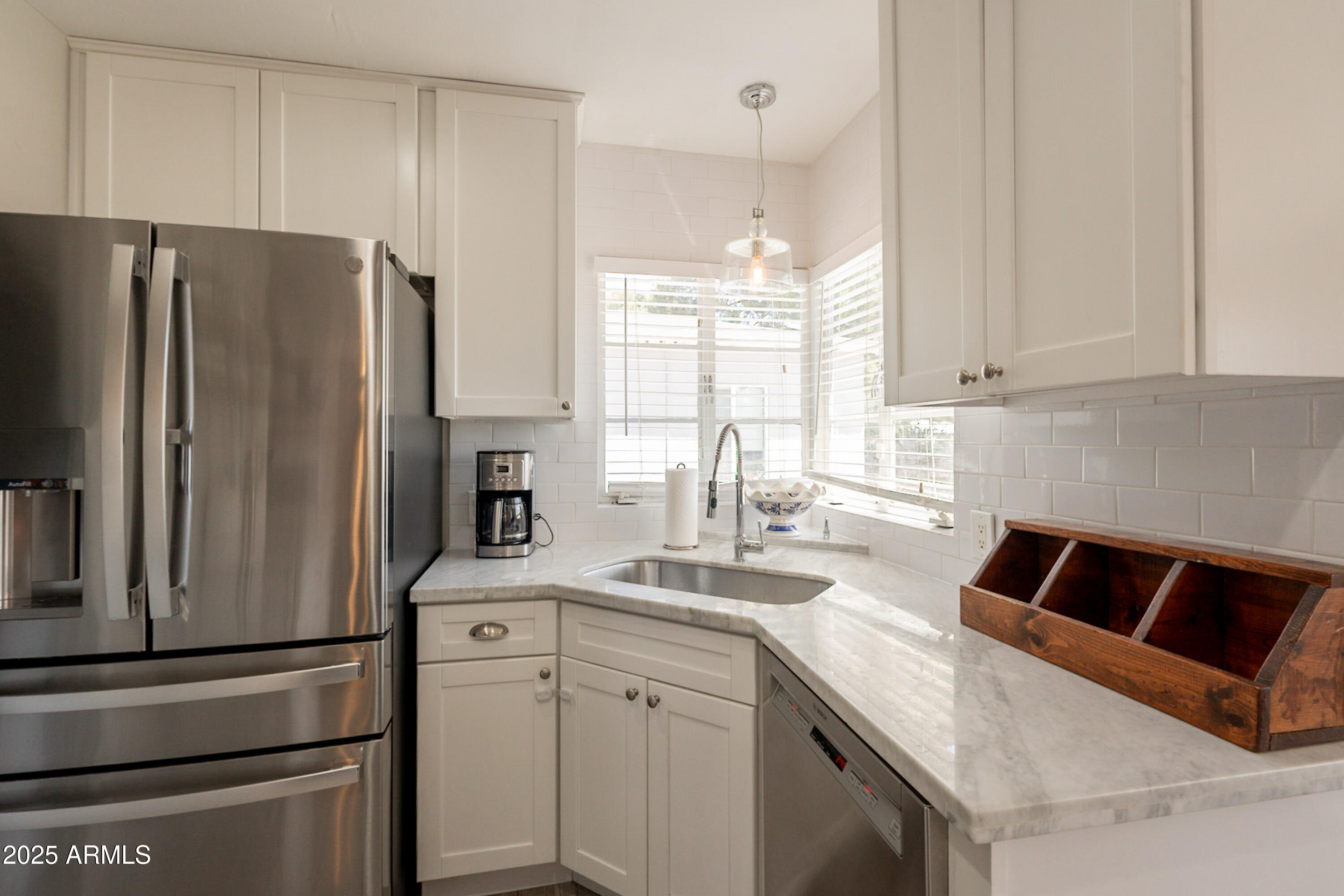 Phoenix, Arizona, 85013, United States, 3 Bedrooms Bedrooms, ,Residential,For Sale,1818806