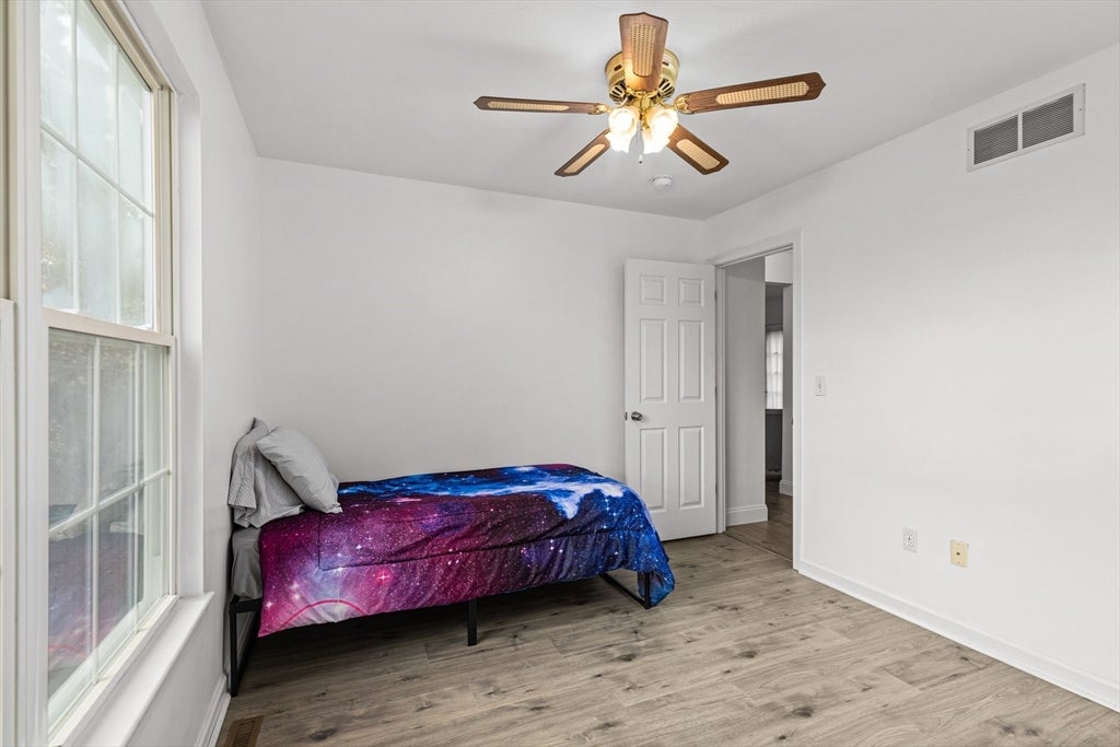 Plymouth, Massachusetts, 02360, United States, 3 Bedrooms Bedrooms, ,2 BathroomsBathrooms,Residential,For Sale,1982553