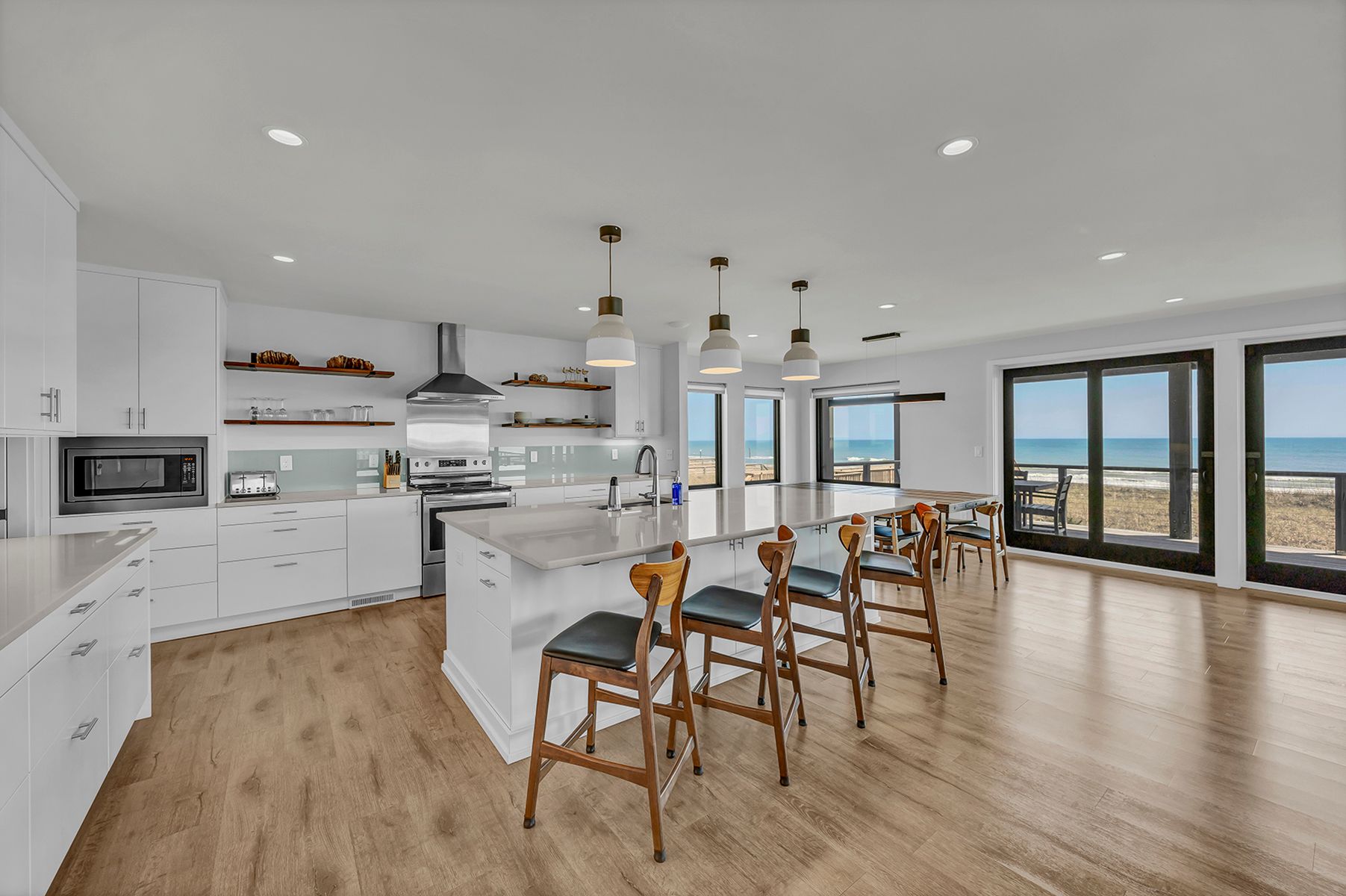  834 Fort Fisher Boulevard North, Kure Beach, NC 28449 - 物件實景