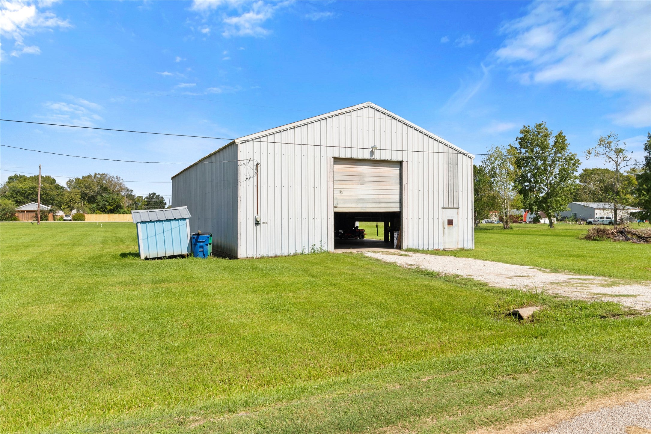 Liverpool, Texas, 77577, United States, 3 Bedrooms Bedrooms, ,2 BathroomsBathrooms,Residential,For Sale,2008192