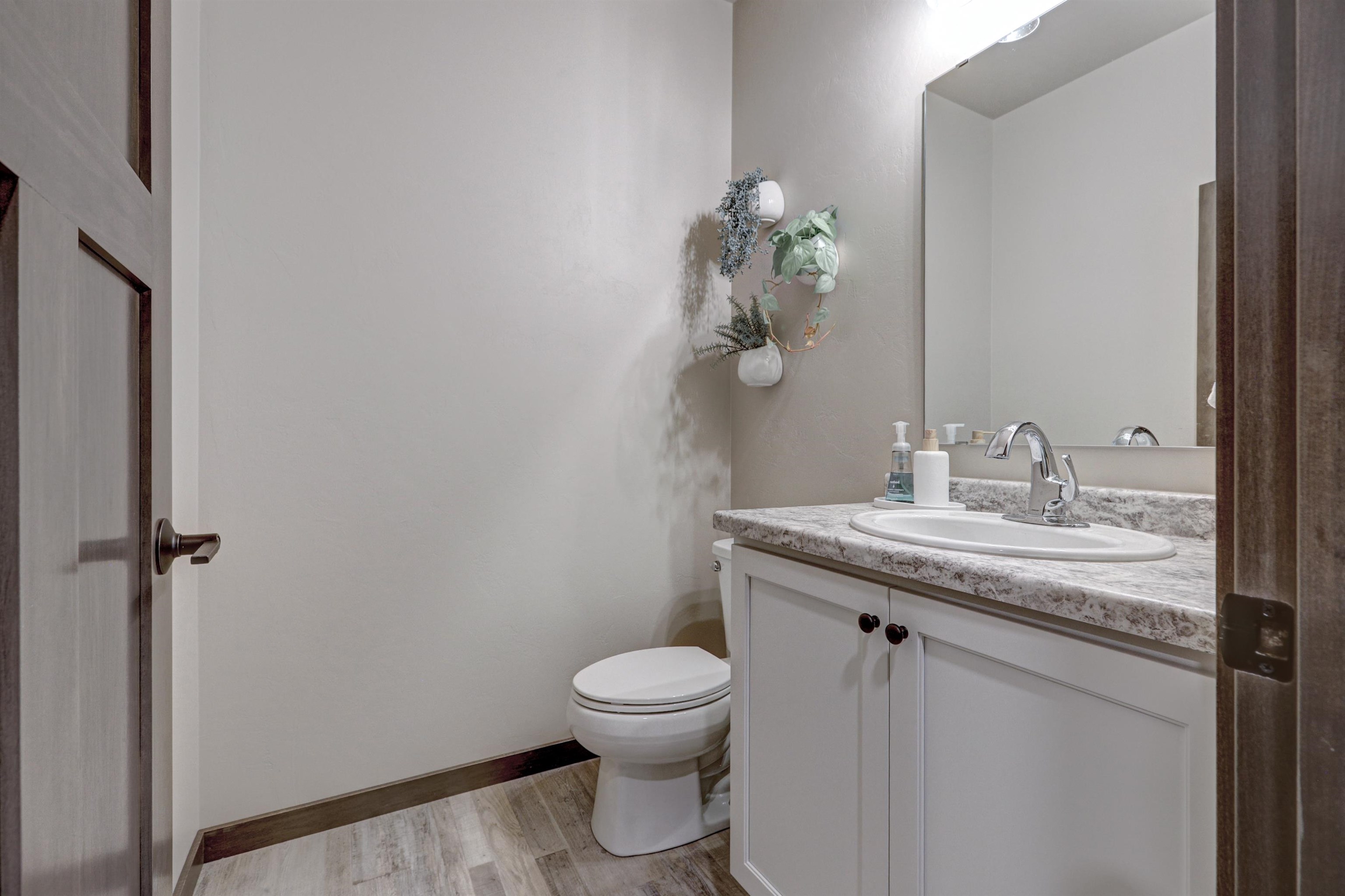 Sherwood, Wisconsin, 54169-2705, United States, 3 Bedrooms Bedrooms, ,3 BathroomsBathrooms,Residential,For Sale,1978161