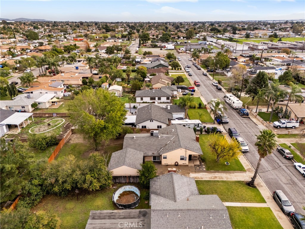 Fontana, California, 92336, United States, 4 Bedrooms Bedrooms, ,1 BathroomBathrooms,Residential,For Sale,2008784