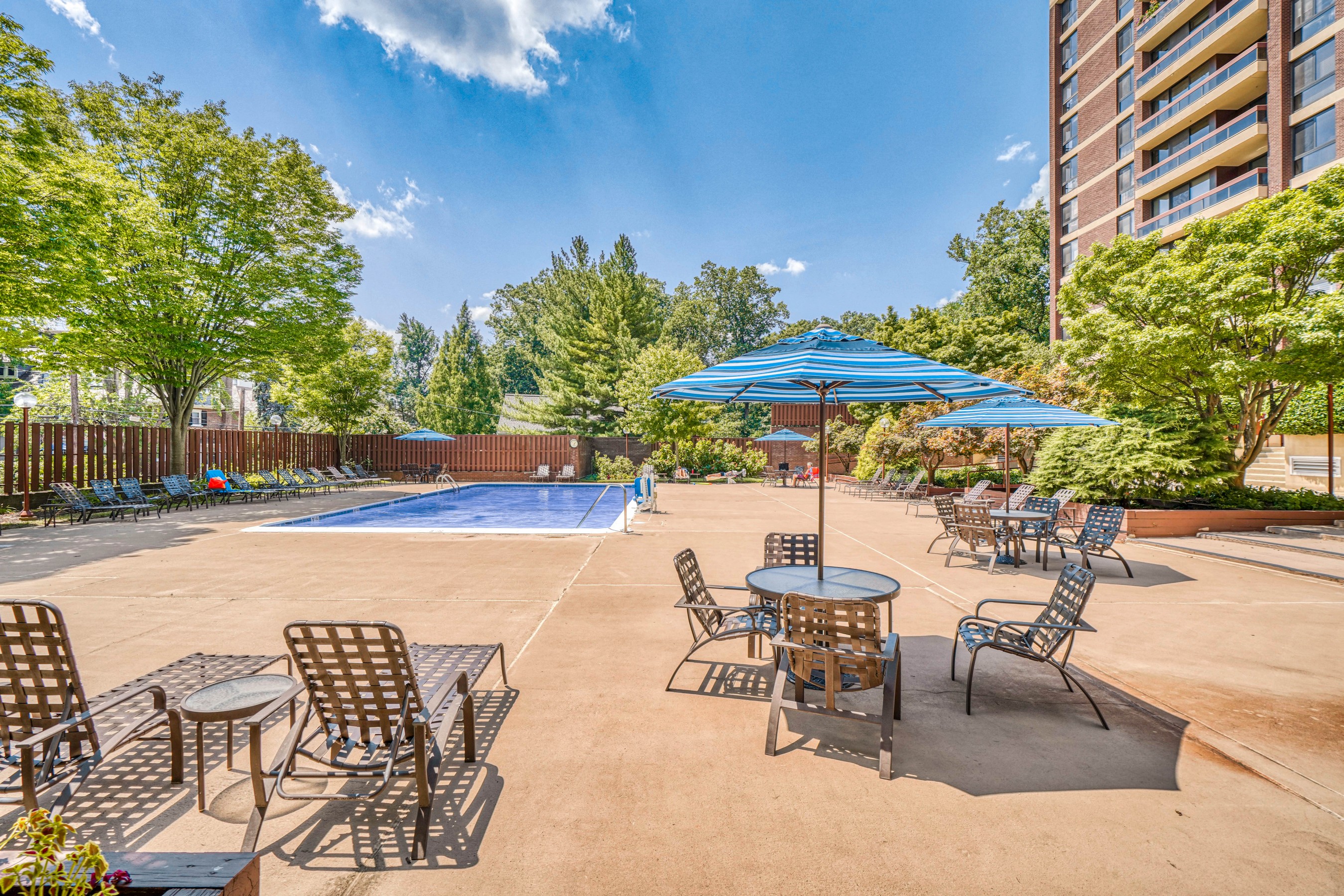  GUILFORD - 物件實景