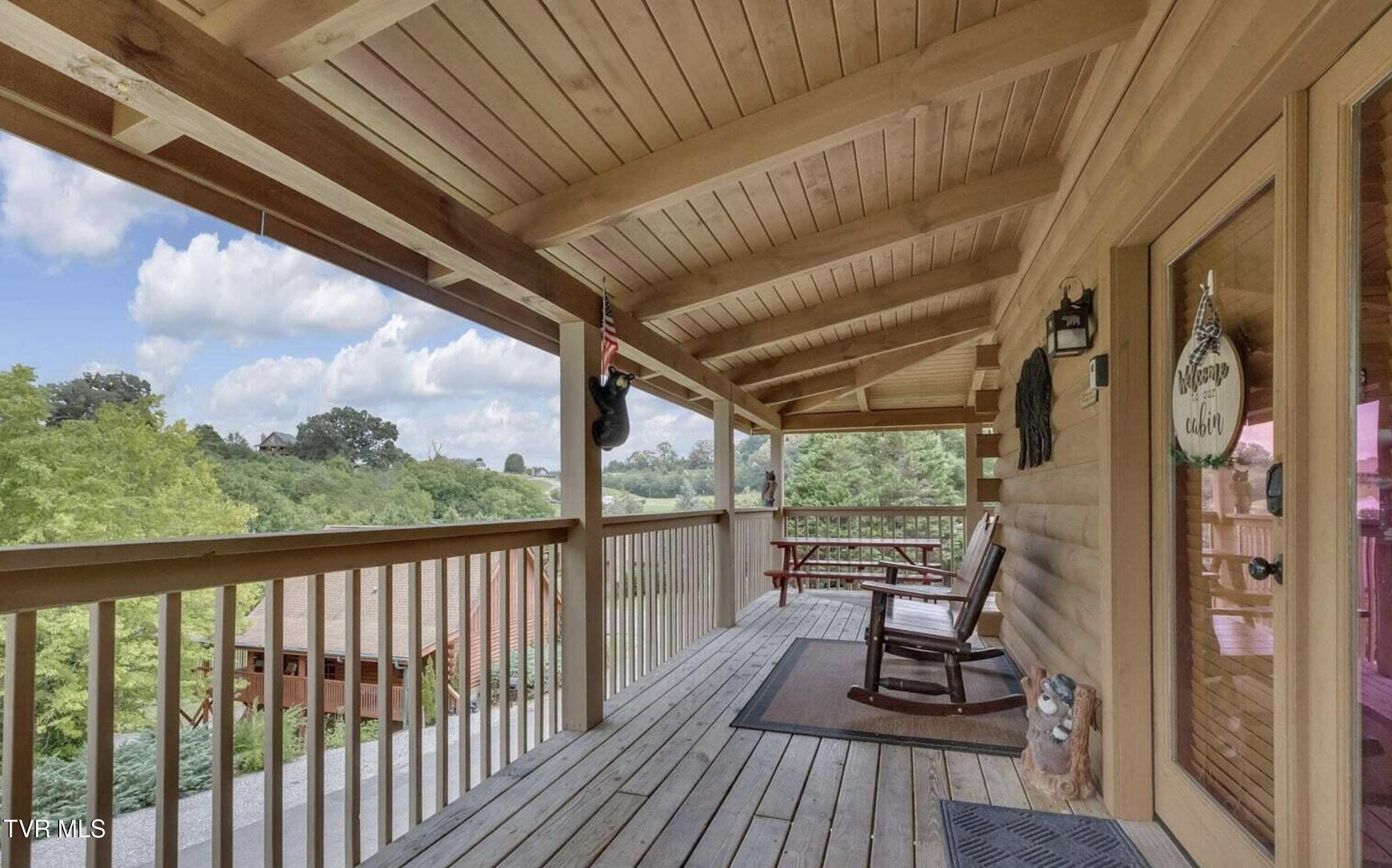 Sevierville, Tennessee, 37862, United States, 2 Bedrooms Bedrooms, ,2 BathroomsBathrooms,Residential,For Sale,2006449