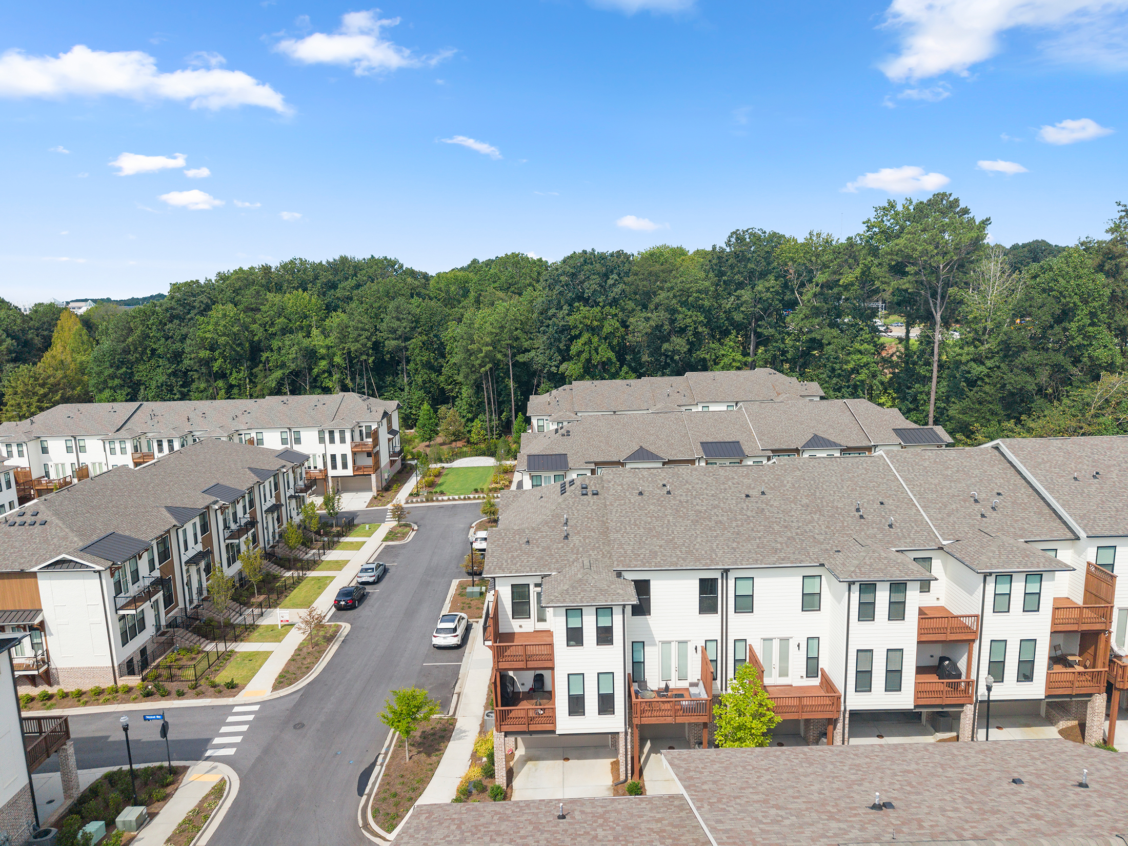  Welcome to One of the Most Desirable Locations and Homes in Upscale Ecco Park - 物件實景