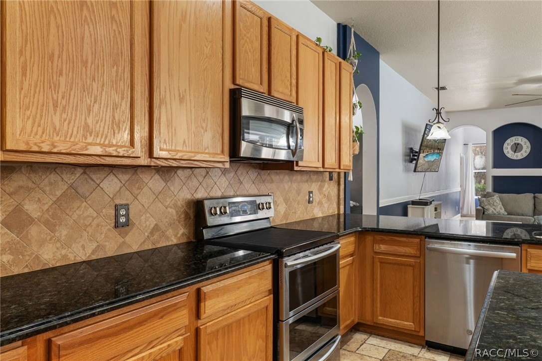 Homosassa, Florida, 34446, United States, 4 Bedrooms Bedrooms, ,3 BathroomsBathrooms,Residential,For Sale,2018263