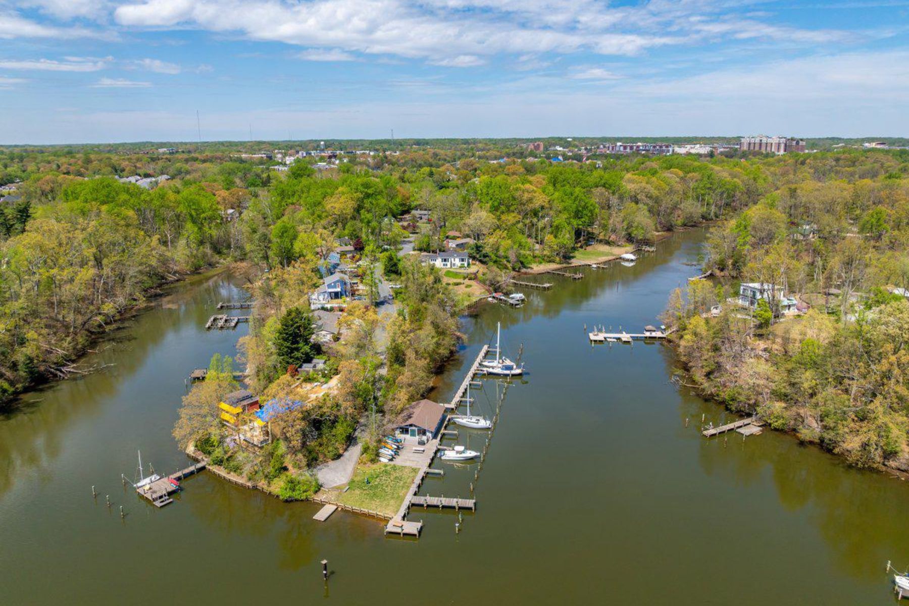  12 Willow Spring Drive, Edgewater, MD, 21037 - 物件實景