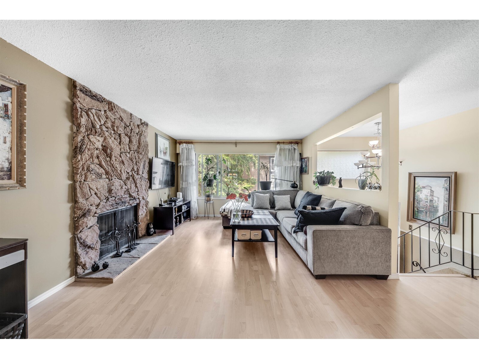 SURREY, British Columbia, V3W 5K1, CA, 4 Bedrooms Bedrooms, ,2 BathroomsBathrooms,Residential,For Sale,1949897