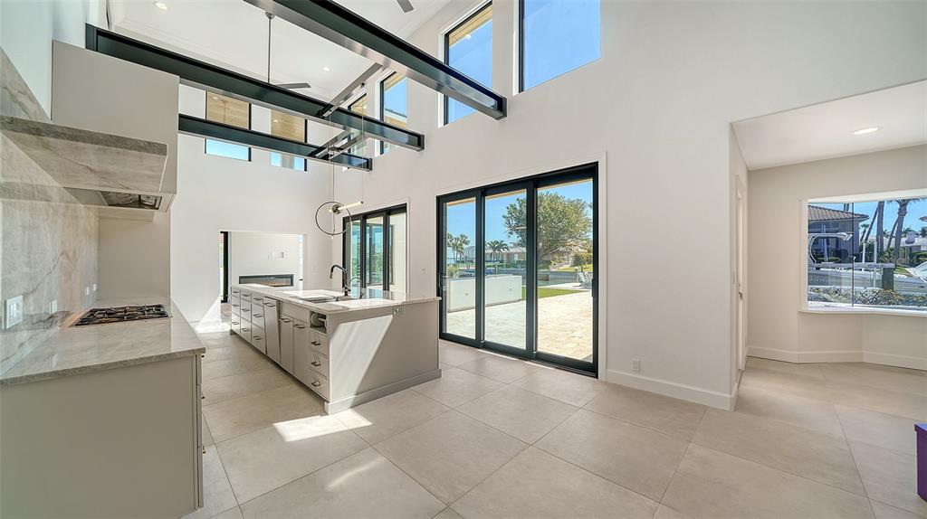 Longboat Key, Florida, 34228, United States, 4 Bedrooms Bedrooms, ,4 BathroomsBathrooms,Residential,For Sale,1751761