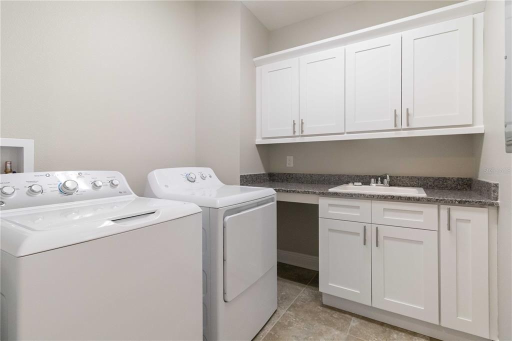 Bradenton, Florida, 34209, United States, 3 Bedrooms Bedrooms, ,3 BathroomsBathrooms,Residential,For Sale,2000934