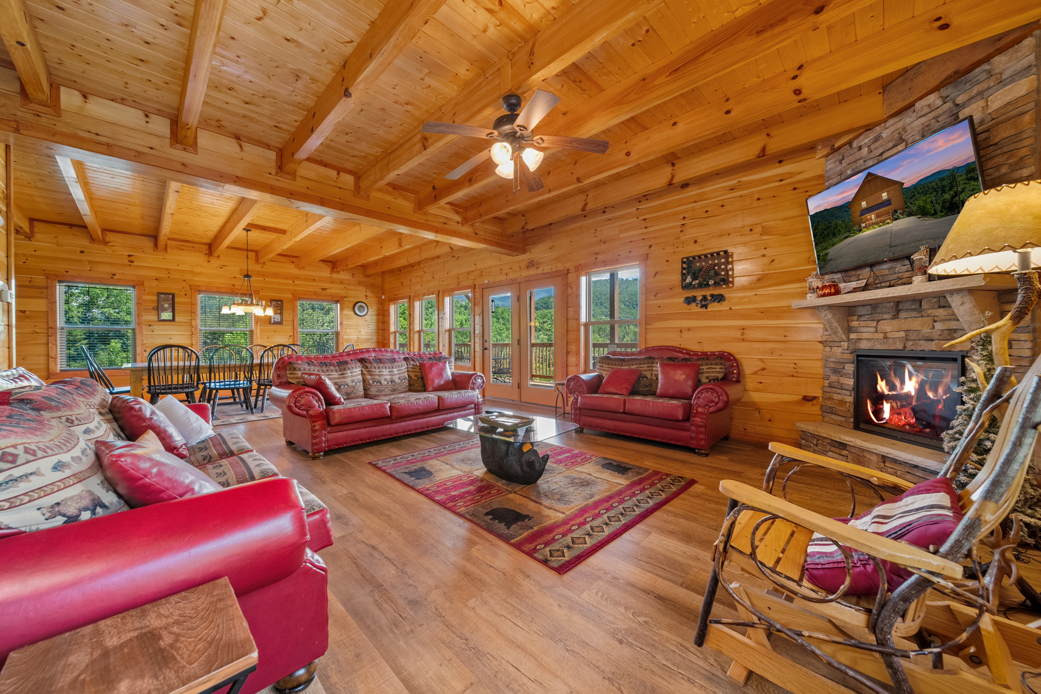 Gatlinburg, Tennessee, 37738, United States, 5 Bedrooms Bedrooms, ,6 BathroomsBathrooms,Residential,For Sale,1914127