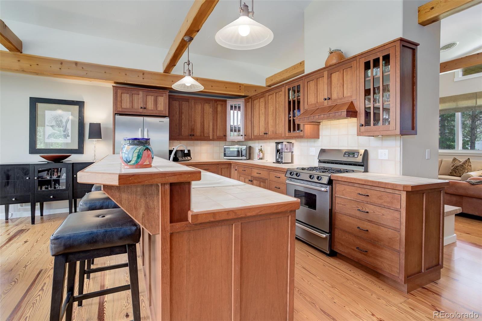 Longmont, Colorado, 80503, United States, 3 Bedrooms Bedrooms, ,1 BathroomBathrooms,Residential,For Sale,1826397