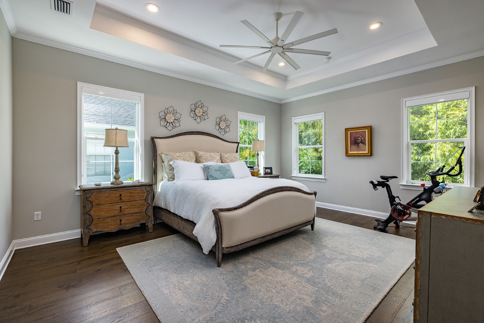 Tampa, Florida, 33629, United States, 4 Bedrooms Bedrooms, ,4 BathroomsBathrooms,Residential,For Sale,1981246