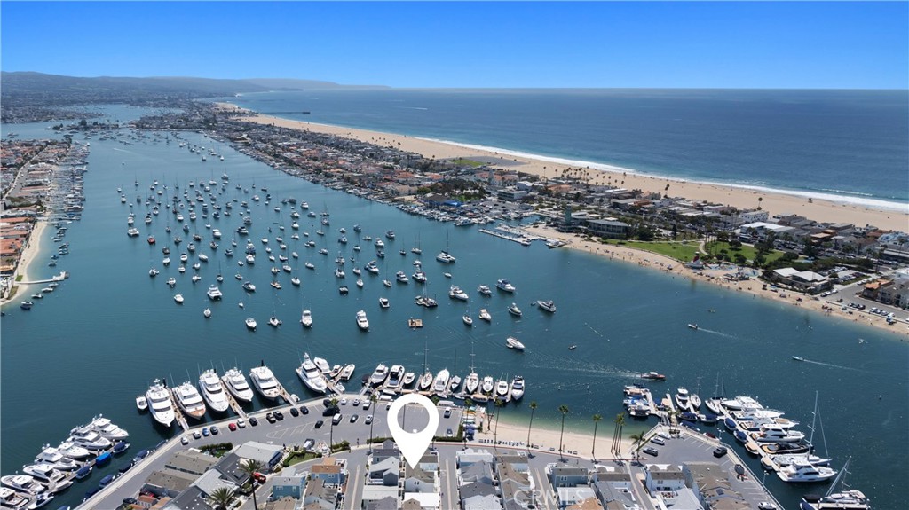 Newport Beach, California, 92663, United States, 2 Bedrooms Bedrooms, ,2 BathroomsBathrooms,Residential,For Sale,1917614