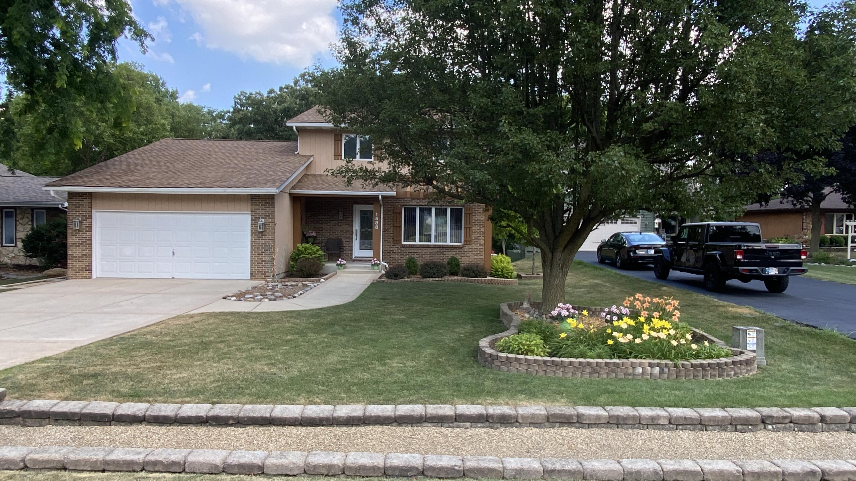 Crown Point, Indiana, 46307, United States, 4 Bedrooms Bedrooms, ,3 BathroomsBathrooms,Residential,For Sale,1924051
