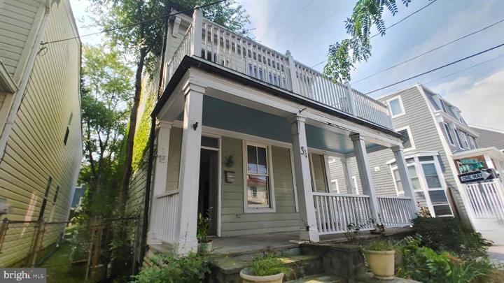 Annapolis, Maryland, 214010, United States, 3 Bedrooms Bedrooms, ,Residential,For Sale,1974284