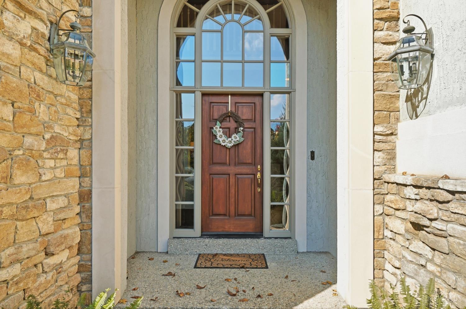 Anderson Twp, Ohio, 45230, United States, 5 Bedrooms Bedrooms, ,6 BathroomsBathrooms,Residential,For Sale,1988245