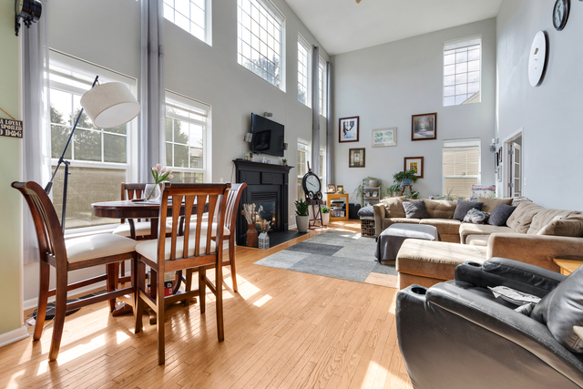 Huntley, Illinois, 60142, United States, 5 Bedrooms Bedrooms, ,3 BathroomsBathrooms,Residential,For Sale,1982974