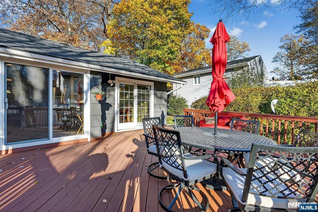 Hillsdale, New Jersey, 07642, United States, 3 Bedrooms Bedrooms, ,2 BathroomsBathrooms,Residential,For Sale,1987903