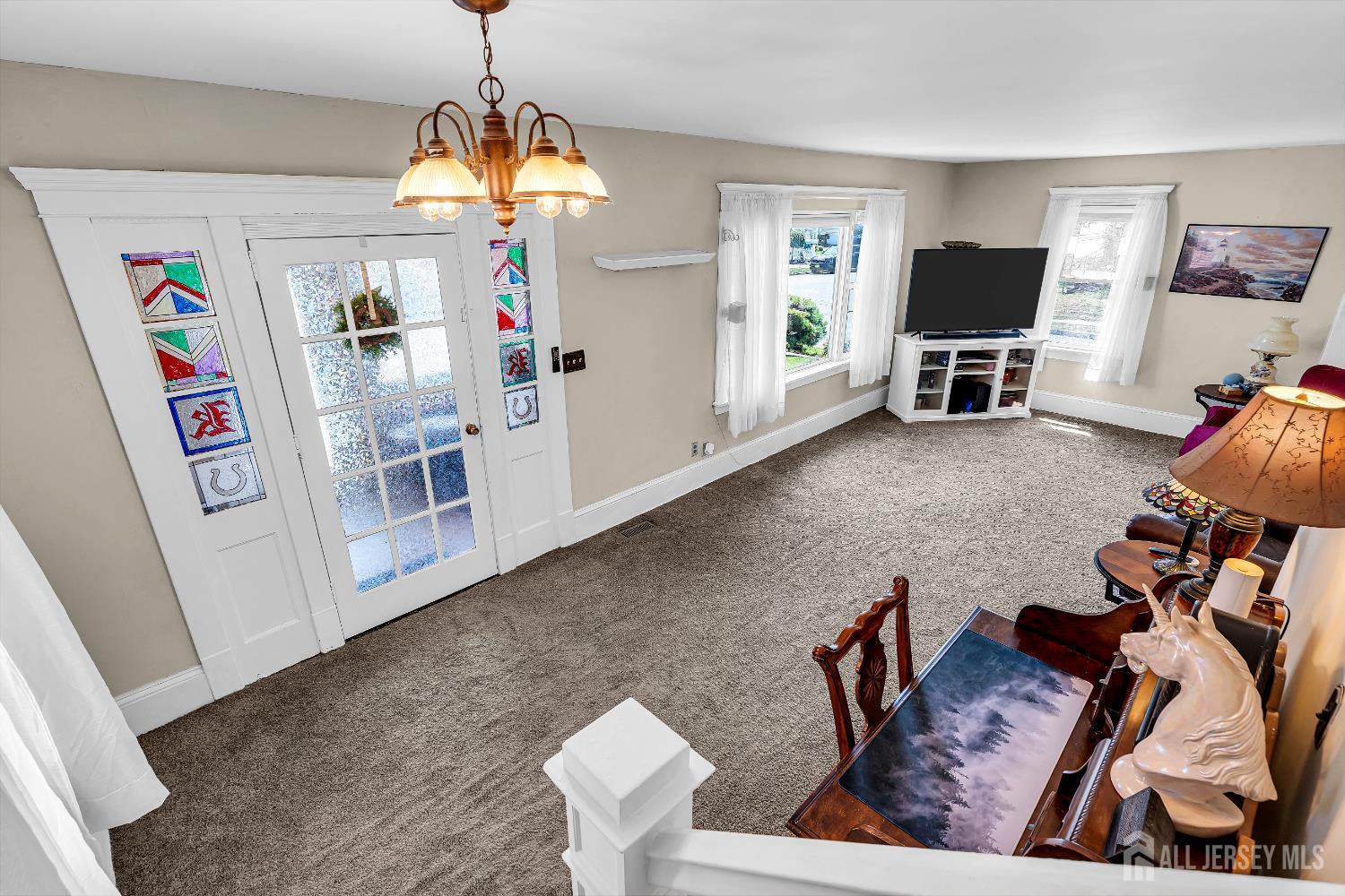 Woodbridge Proper, New Jersey, 07095, United States, 5 Bedrooms Bedrooms, ,2 BathroomsBathrooms,Residential,For Sale,1906051
