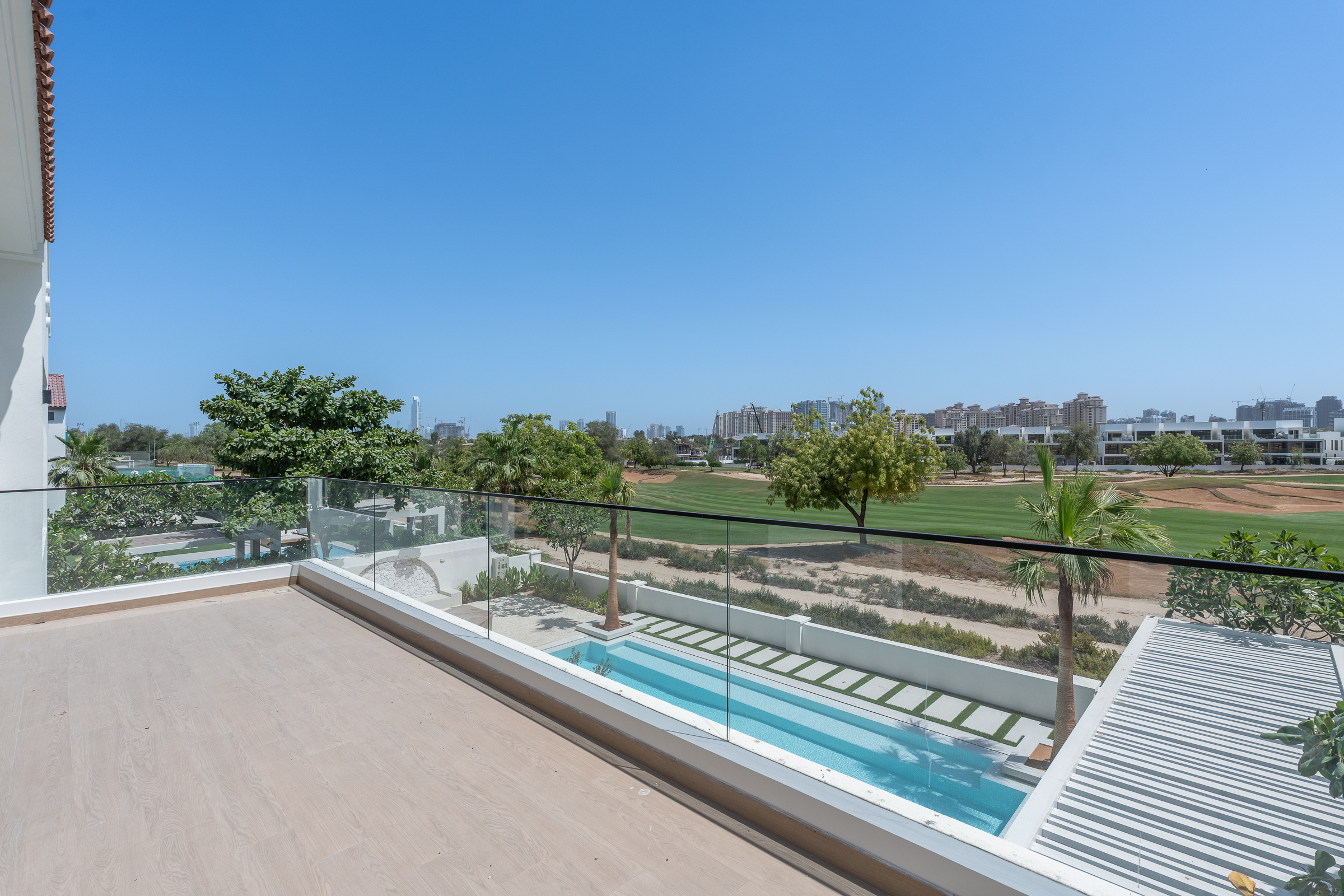  Spacious Fully Upgraded Villa in JGE - 物件實景