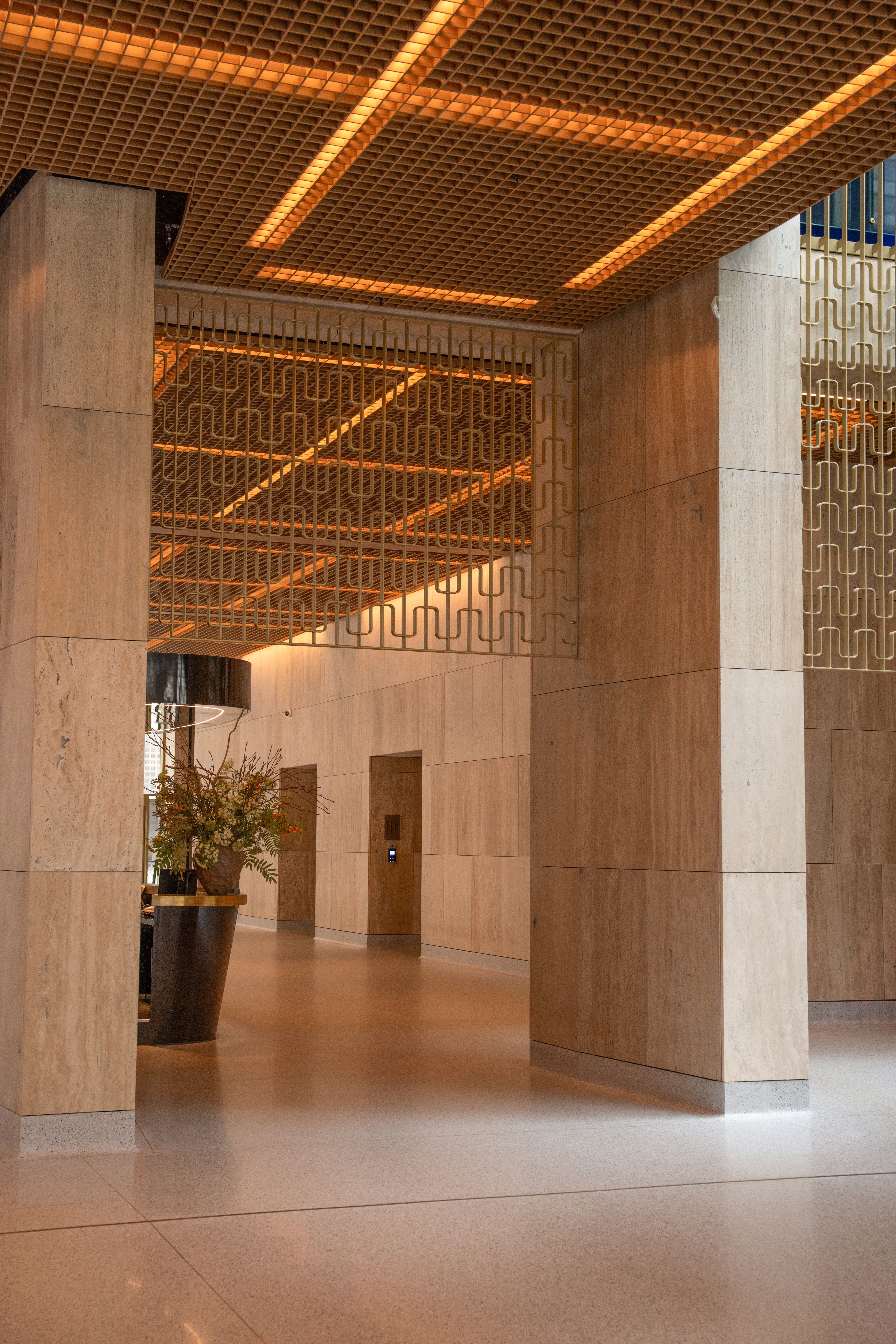  EEN BUITENGEWONE PENTHOUSE-RESIDENTIE MET TERRASSEN RONDOM EN EEN ADEMBENEMEND 3 - 物件實景
