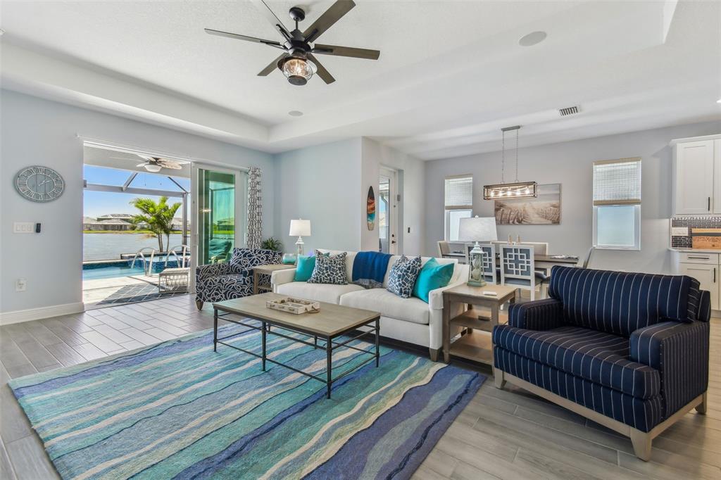 Bradenton, Florida, 34211, United States, 3 Bedrooms Bedrooms, ,3 BathroomsBathrooms,Residential,For Sale,1840439